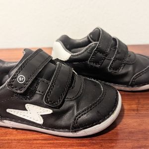 Stride Rite zips kennedy sneaker- 6T Wide